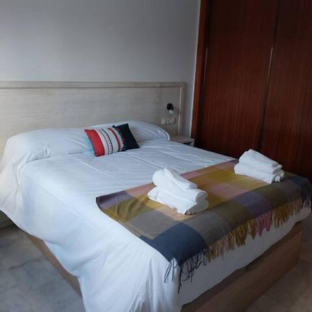 Ijd Apartaments 6 Parking Gratis Y Piscina Bormujos Exteriör bild